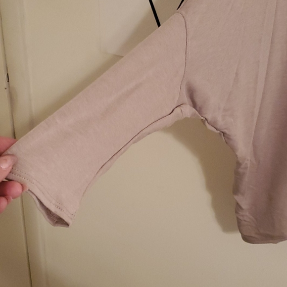 Top - Picture 3 of 8